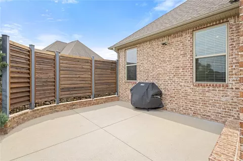 Exterior - 2970 Laurel Cir, Centerton, AR 72719 photo 9 of 15