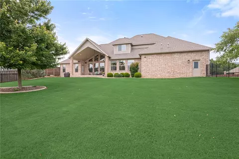 Exterior - 2970 Laurel Cir, Centerton, AR 72719 photo 11 of 15
