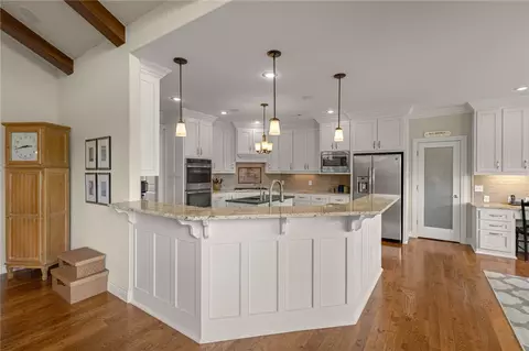 Kitchen - 2970 Laurel Cir, Centerton, AR 72719 photo 1 of 7