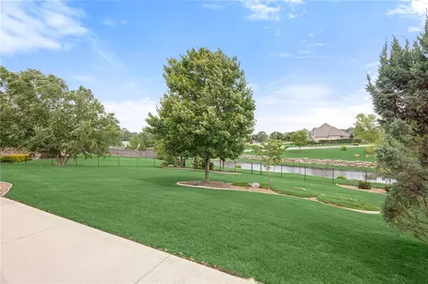 Exterior - 2970 Laurel Cir, Centerton, AR 72719 photo 10 of 15
