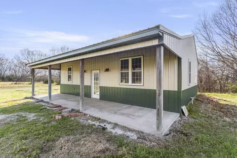 27685 L B Corn Rd, Seligman, MO 65745