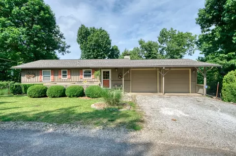 122 Hillcrest Rd, Eureka Springs, AR 72631