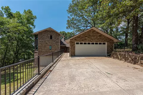 19331 Blue Springs Rd, Fayetteville, AR 72703