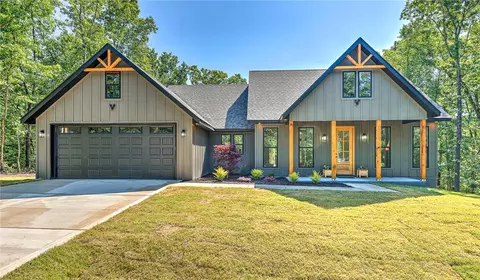 12 Hartford Ln, Bella Vista, AR 72714