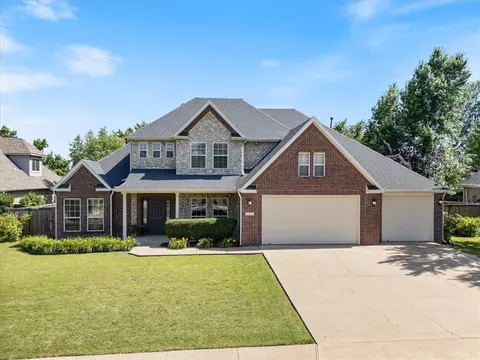 4204 Warbal Trl, Rogers, AR 72758