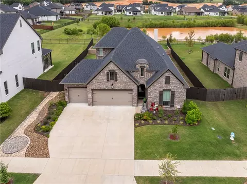 3918 W Violet St, Fayetteville, AR 72704