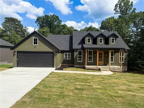 11 Overton Dr, Bella Vista, AR 72714