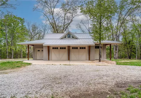 Exterior - 19643 Indigo Dr, Rogers, AR 72756 photo 4 of 5