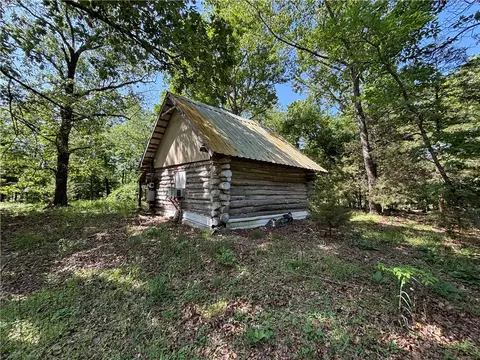 434 Madison 8380, Hindsville, AR 72738