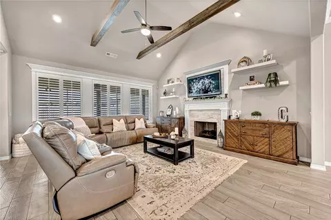 Living - 1300 Eureka Rd, Centerton, AR 72719 photo 3 of 3