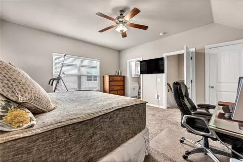 Bedroom - 1300 Eureka Rd, Centerton, AR 72719 photo 4 of 5