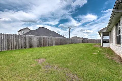 Exterior - 1300 Eureka Rd, Centerton, AR 72719 photo 6 of 7