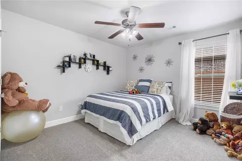 Bedroom - 531 Chaparral St, Centerton, AR 72719 photo 3 of 6