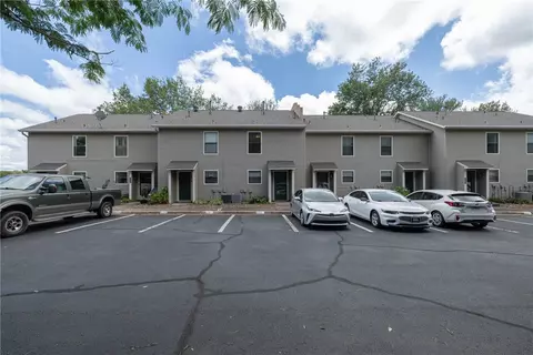 Exterior - 500 Fairway Cir #E, Springdale, AR 72764 photo 3 of 15
