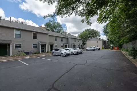 Exterior - 500 Fairway Cir #E, Springdale, AR 72764 photo 4 of 15