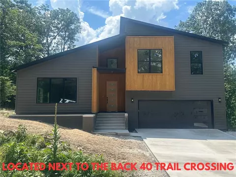 74 Westbury Dr, Bella Vista, AR 72714