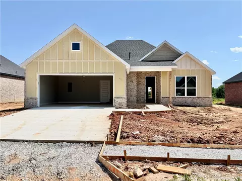 1911 Ferguson St, Pea Ridge, AR 72751