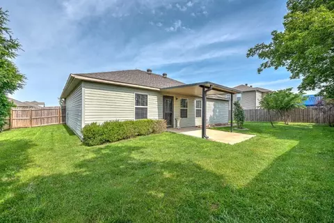 Exterior - 820 Morningside Dr, Centerton, AR 72719 photo 3 of 5