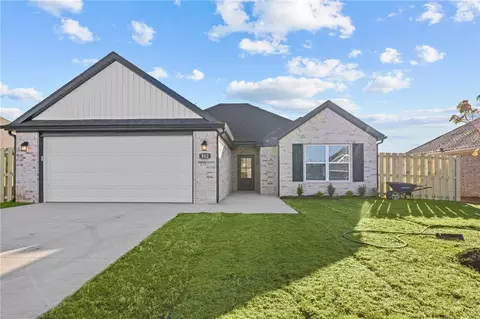 401 Smith St, West Fork, AR 72774