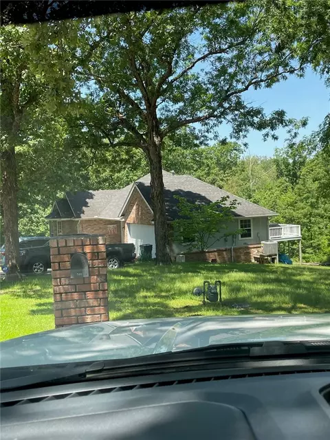 701 Red Oak St, Siloam Springs, AR 72761