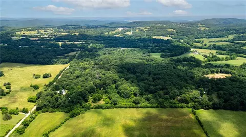 Taylor Barnett Road, Garfield, AR 72732