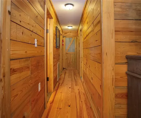 Entry Way - 1531 Mount Zion Rd, Jerusalem, AR 72080 photo 3 of 3