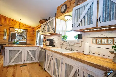 Kitchen - 1531 Mount Zion Rd, Jerusalem, AR 72080 photo 5 of 6