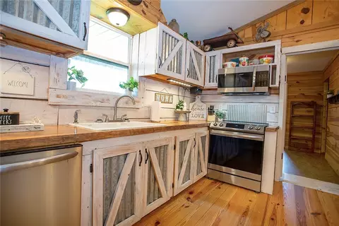Kitchen - 1531 Mount Zion Rd, Jerusalem, AR 72080 photo 3 of 6