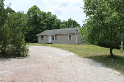 2954 Cottonwood Rd, Harrison, AR 72601