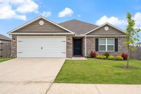 2213 E Fennec St, Siloam Springs, AR 72761
