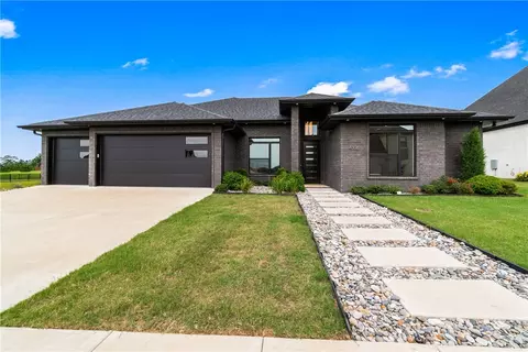 Exterior - 4306 S Exeter, Rogers, AR 72758 photo 6 of 9