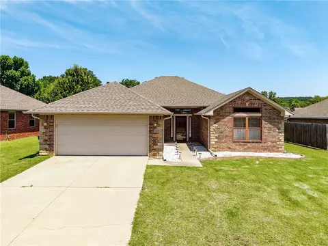 1232 Big Oak Dr, Alma, AR 72921