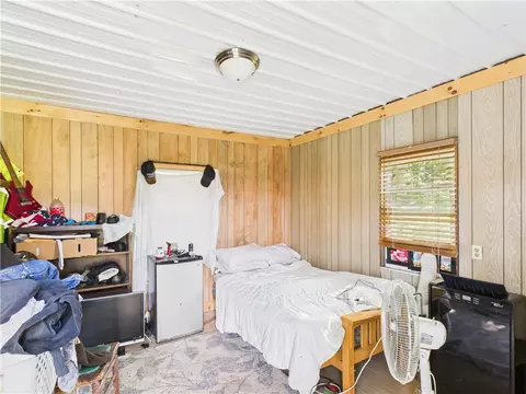 Bedroom - 822 S Pine St, Harrison, AR 72601 photo 3 of 3