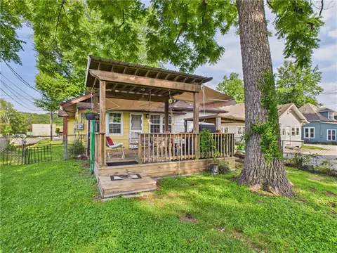 Exterior - 822 S Pine St, Harrison, AR 72601 photo 6 of 8