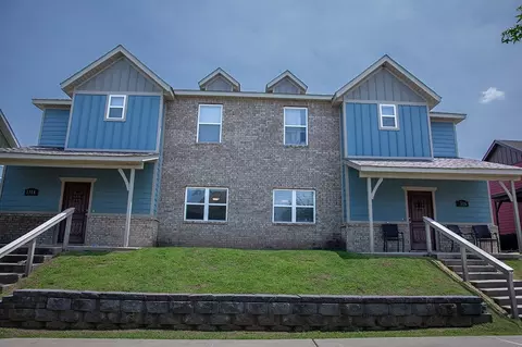 1316-1318 N Sicily Ln, Fayetteville, AR 72704