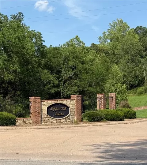 Cayenne Circle, Siloam Springs, AR 72761