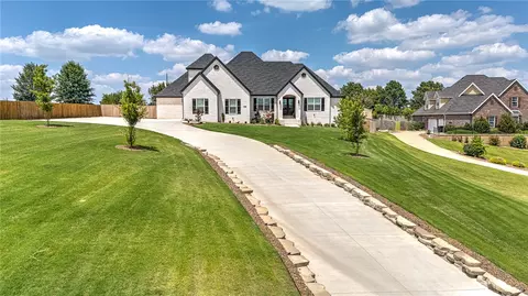 314 Arlington, Springdale, AR 72762