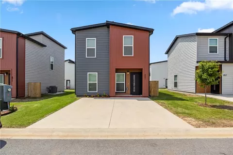 861 New York Ave, Bentonville, AR 72713