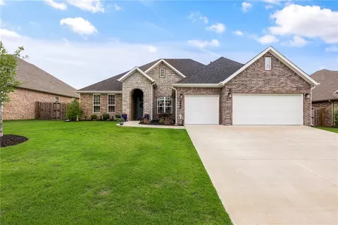746 Soldera Rd, Springdale, AR 72762