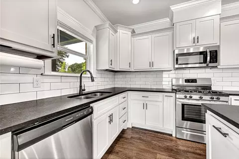 1709 Woodhause Cir, Pea Ridge, AR 72751