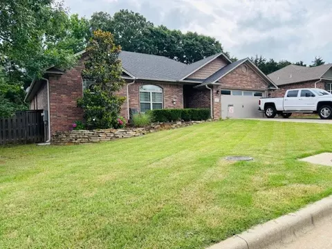 4117 N Frankfort, Russellville, AR 72802
