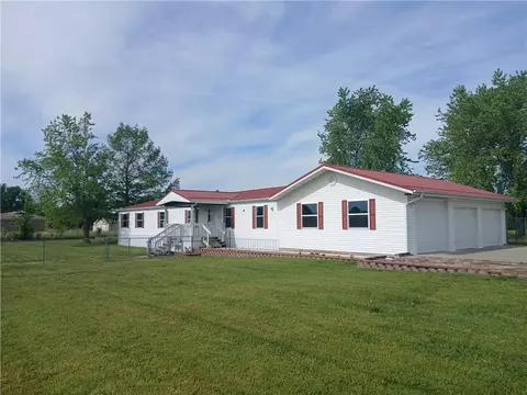 1060 Highway 311, Green Forest, AR 72638