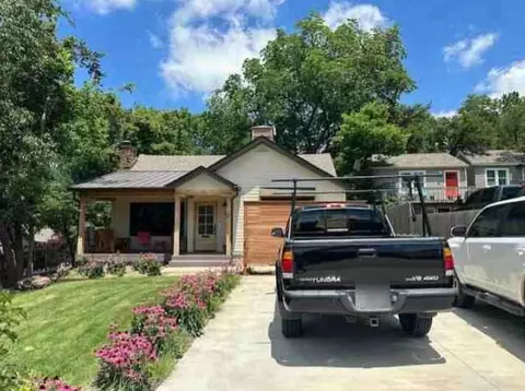 10 W Prospect St, Fayetteville, AR 72701