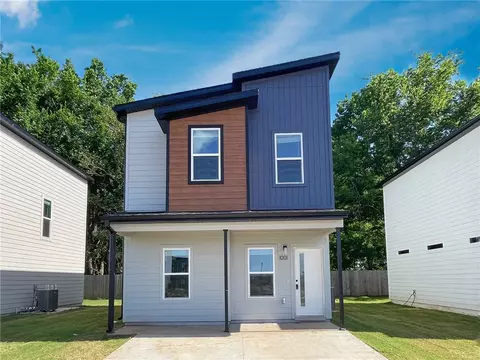 1001 Reading Railroad Ln, Bentonville, AR 72713