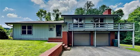 13980 Muirfield Dr, Siloam Springs, AR 72761