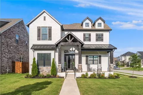 6307 Luster Rd, Bentonville, AR 72713