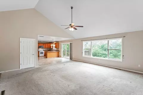 Living - 150 Cedar Wood Ave, Branson, MO 65616 photo 2 of 7