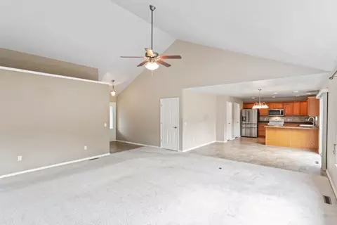 Living - 150 Cedar Wood Ave, Branson, MO 65616 photo 4 of 7