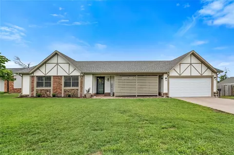 2509 Beau Dr, Rogers, AR 72758
