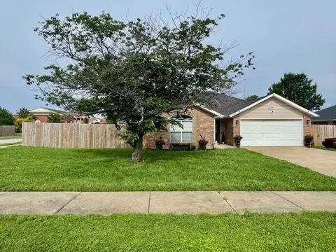 1506 SW Thorton St, Bentonville, AR 72713